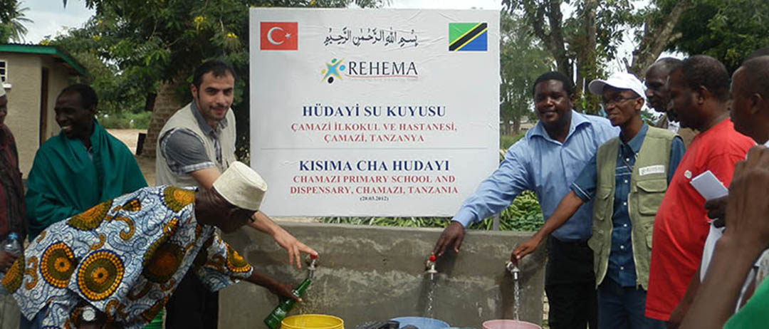 AFRİKA’DA AÇILAN SU KUYULARIMIZ