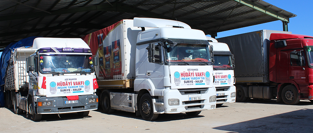 YARDIM KONVOYU SURİYE KAMPLARINA ULAŞTI