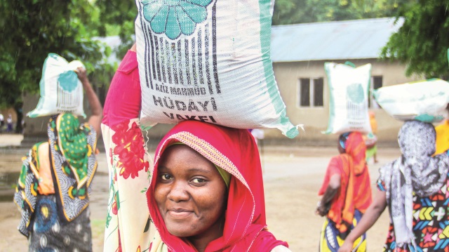 YÜZLERİ GÜLSÜN DİYE - YENİŞAFAK (19.05.2018)