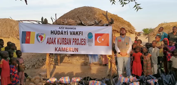 210 HİSSE ADAK KURBANI KAMERUN’DA, HAFIZLAR DİYARI KOUSSERİ’DE KESTİK