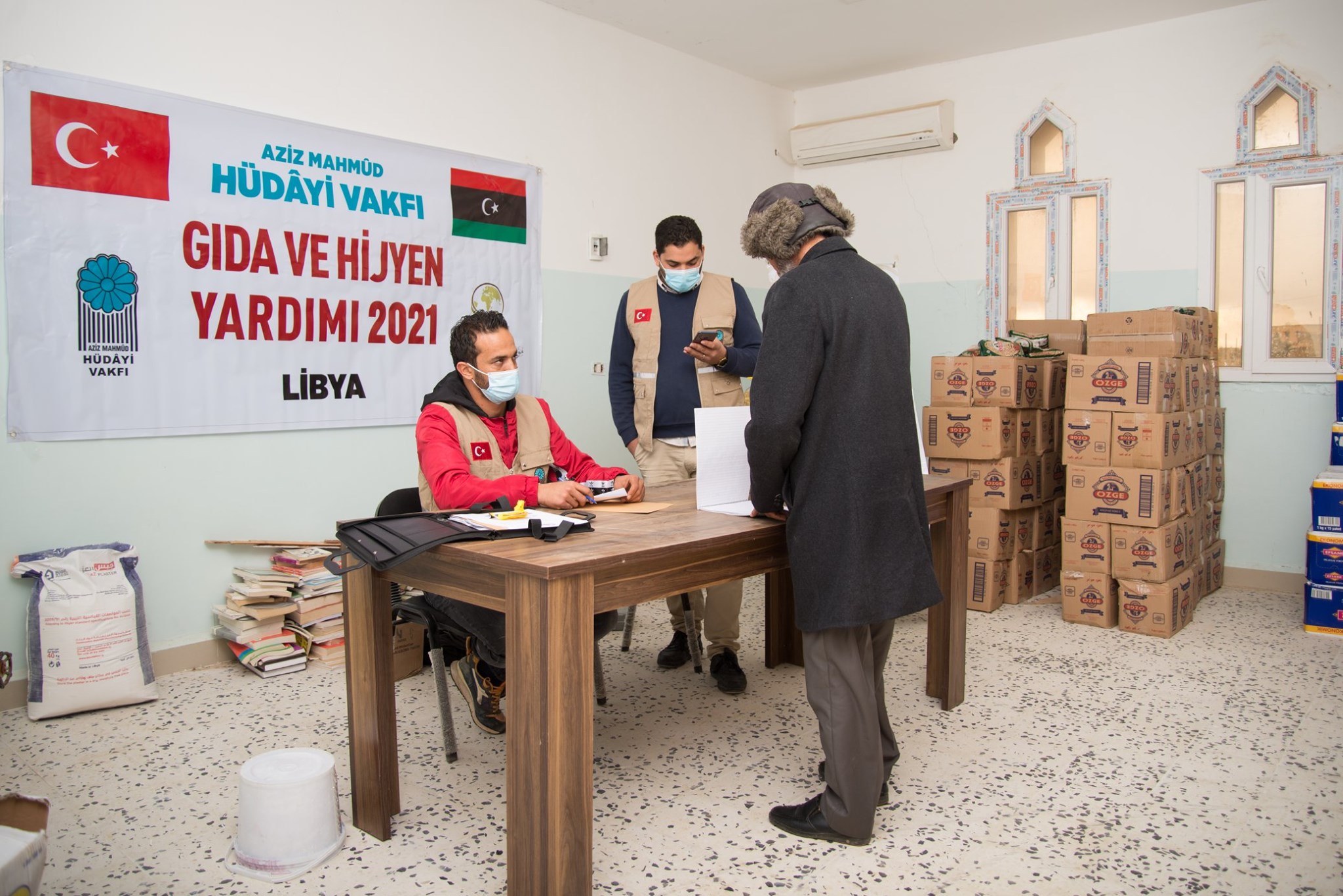 LİBYA’DA GIDA VE HİJYEN YARDIMLARI YAPILDI