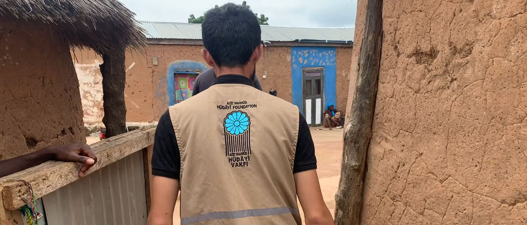 119 HİSSE ADAK KURBANI GANA’DA KESİLDİ