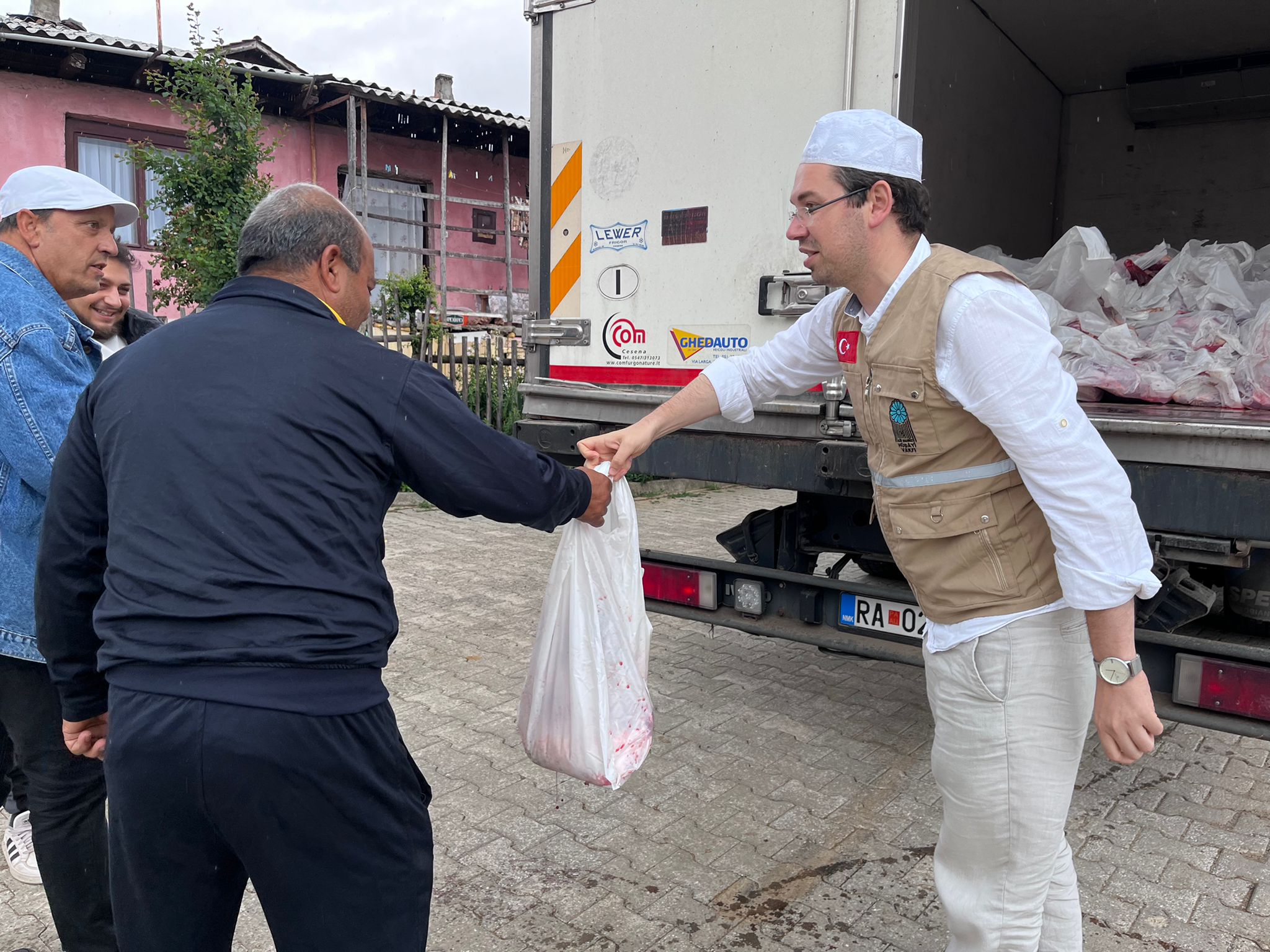 2022 YURT İÇİ VE YURT DIŞI KURBAN VİDEO VE FOTOĞRAFLARI