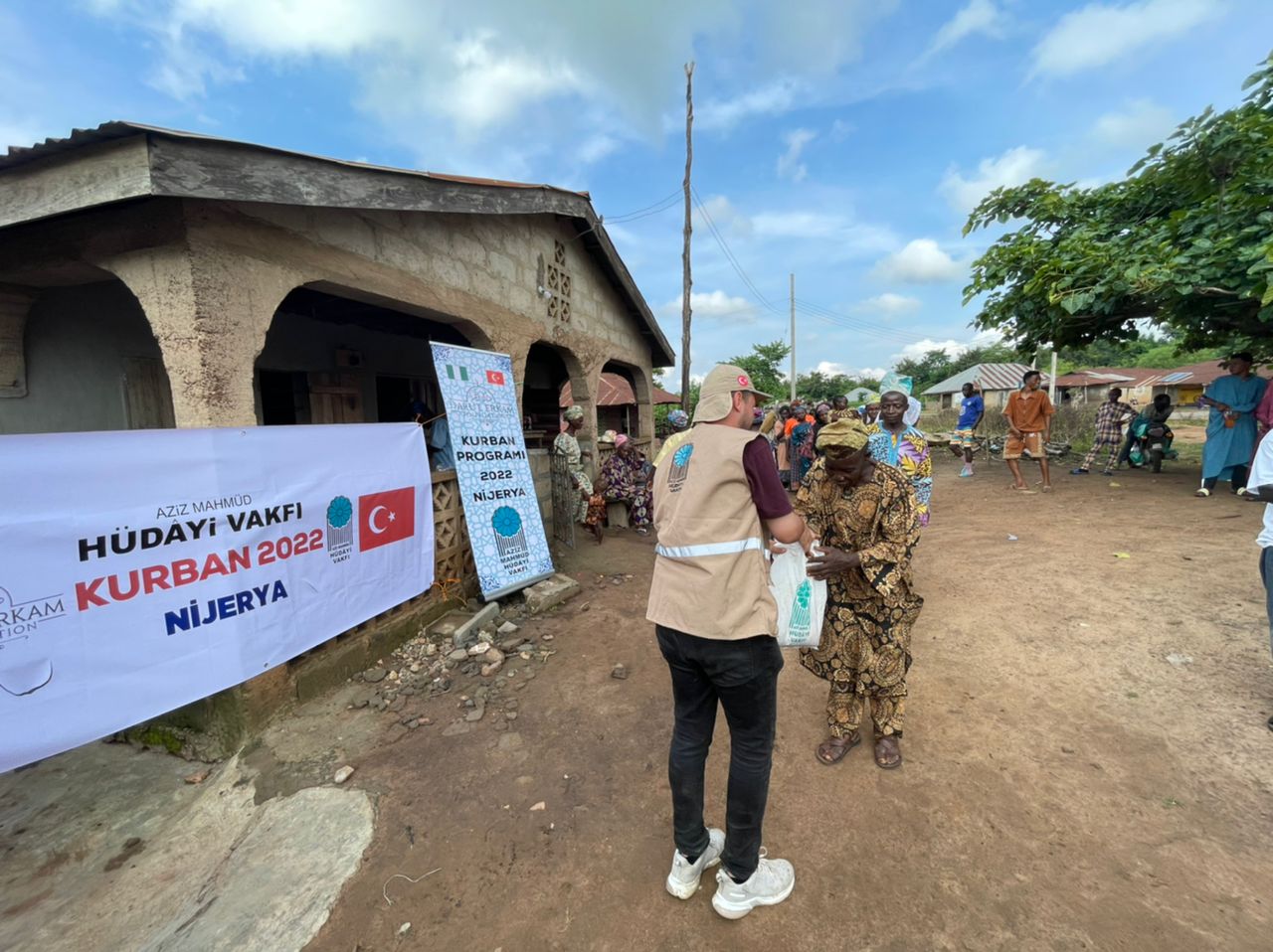 2022 YURT İÇİ VE YURT DIŞI KURBAN VİDEO VE FOTOĞRAFLARI