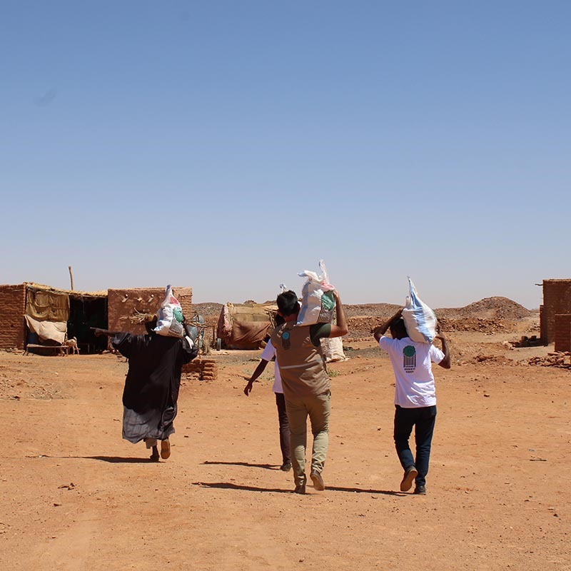 Sudan Yardım Bekliyor