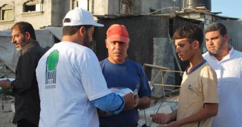 GAZZE’DE HÜDAYİ İFTAR SOFRALARI AÇILDI
