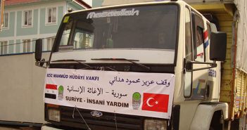 SURİYELİ KARDEŞLERİMİZİN YANINDA OLMAYA DEVAM EDİYORUZ